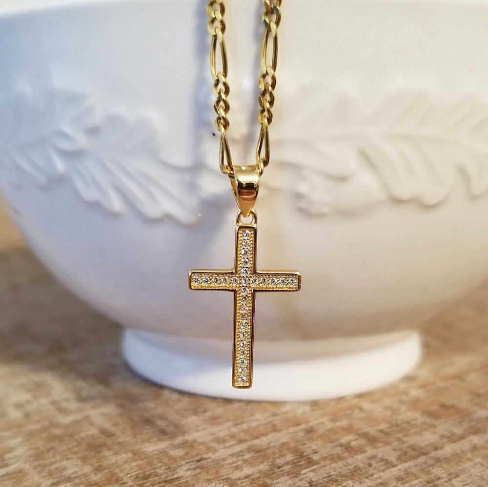 14kt Gold Embellished Cross and Figaro Chain Set